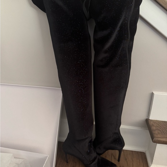 BALMAIN Amazone Thigh-High Glitter Velvet Boots - Picture 15 of 15